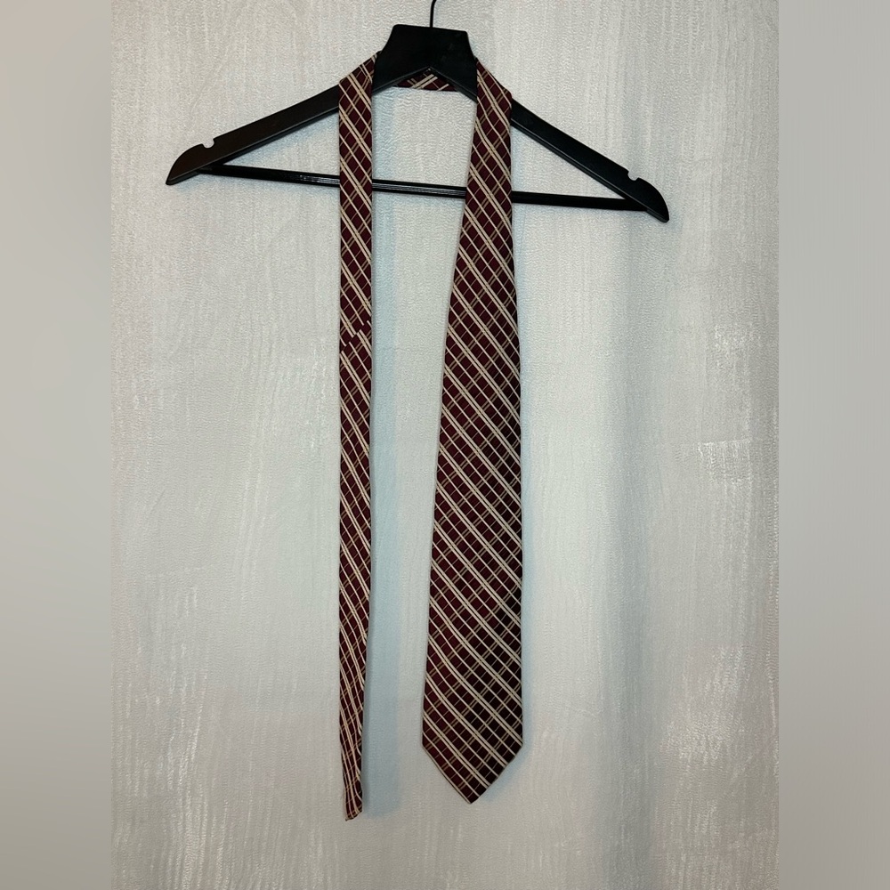 Boss Hugo Boss Tie - 100% silk - Preloved - Red/white - Picture 5 of 5